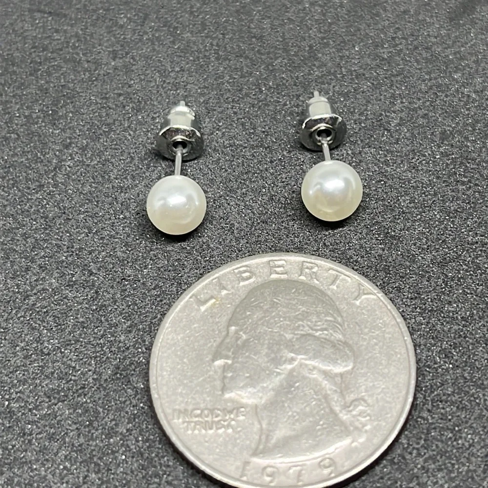 Earrings faux‎ pearl